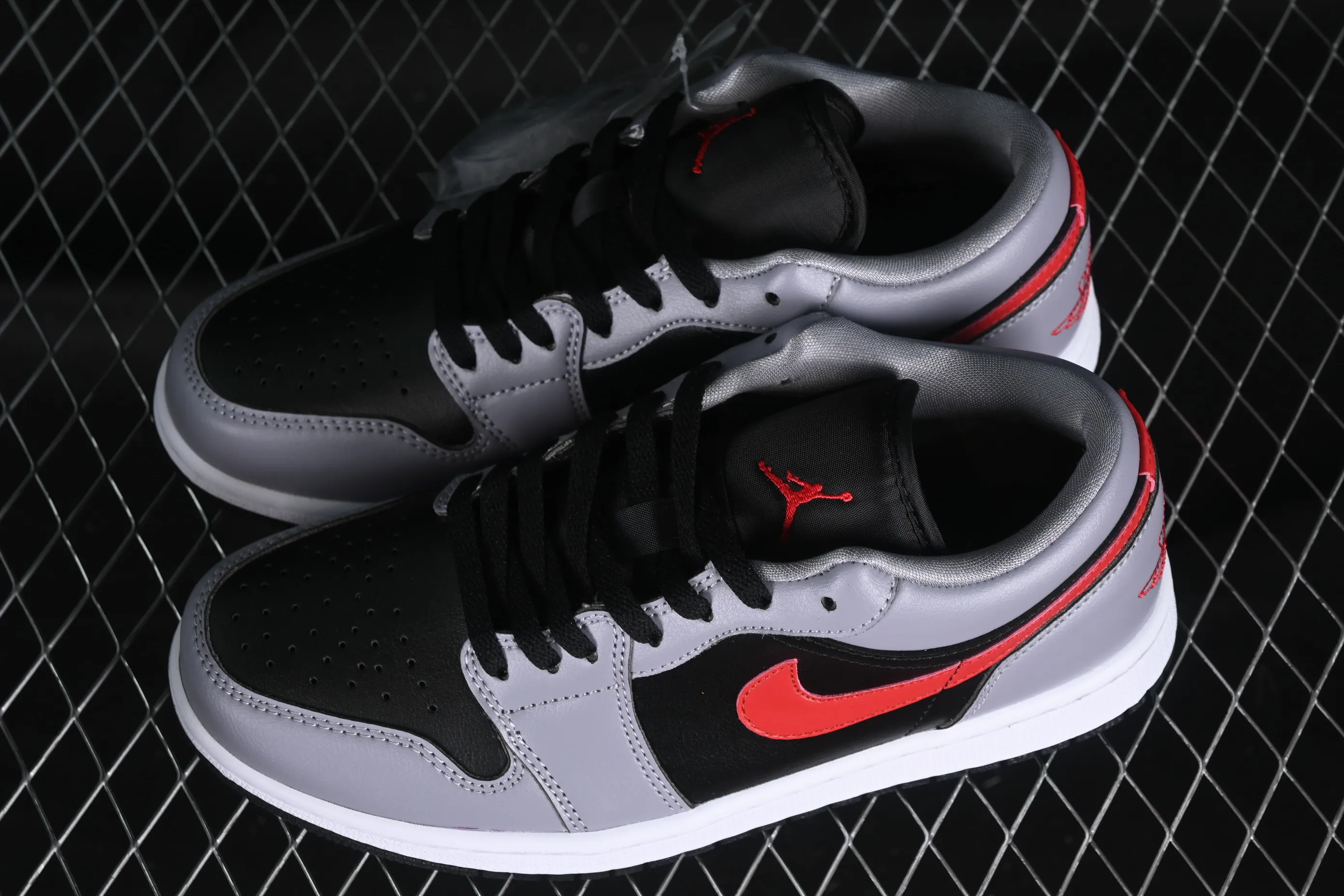 All categories Air Jordan Jordan series basketball shoes Air Jordan 1 Low Z version Air Jordan 1 Low AJ1 Joe 1 gray black red hook low-top cultural basketball shoes FZ4183-002